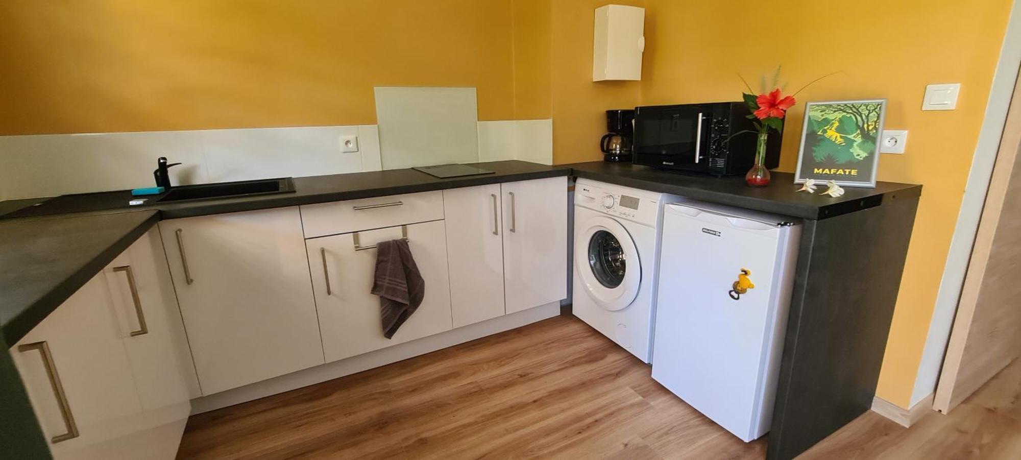 Coquet Appartement A 50 M Du Lagon L'Etang-Sale Экстерьер фото